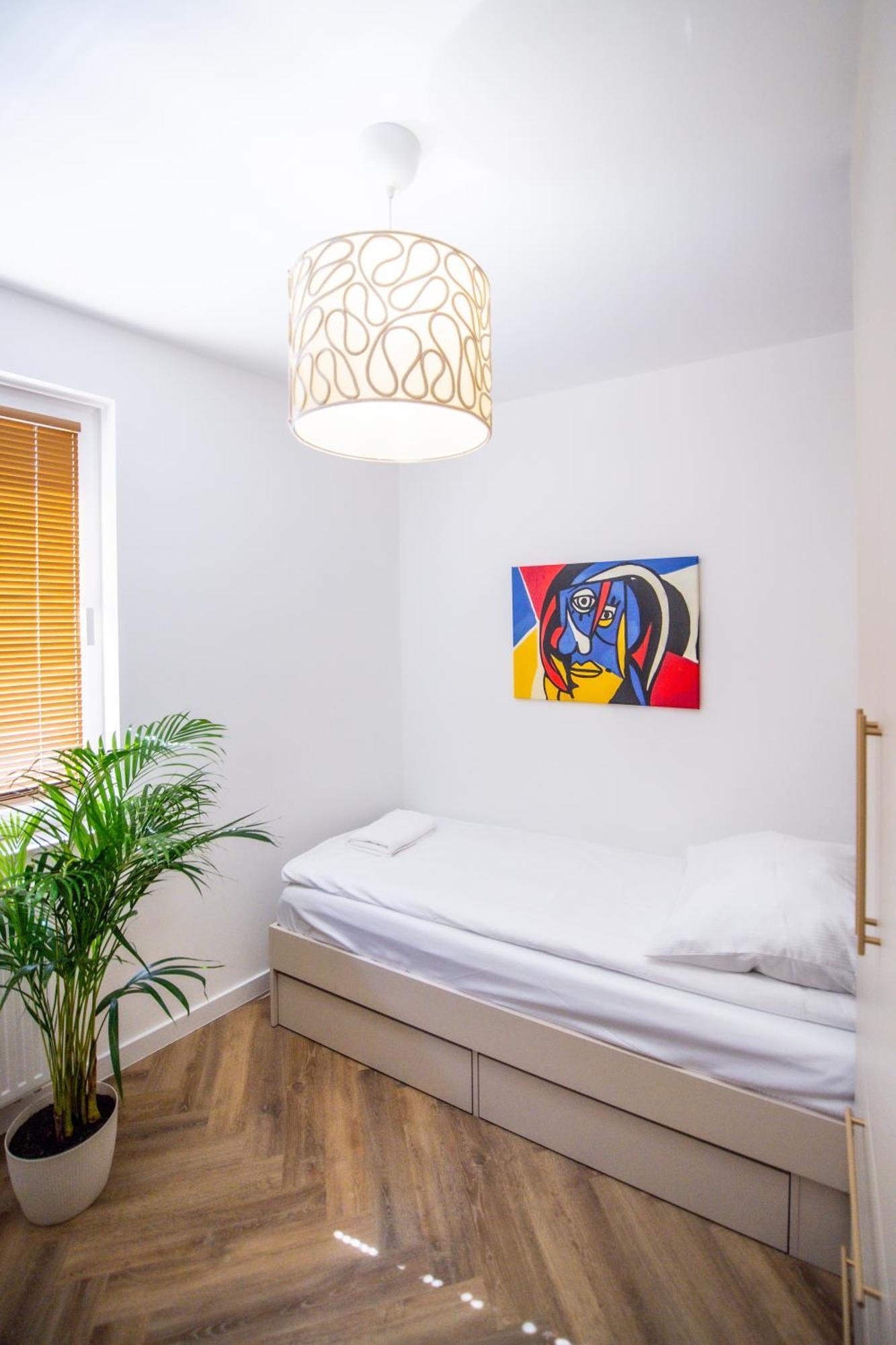 Apartament Mikolowska Z Balkonem Гливице Екстериор снимка