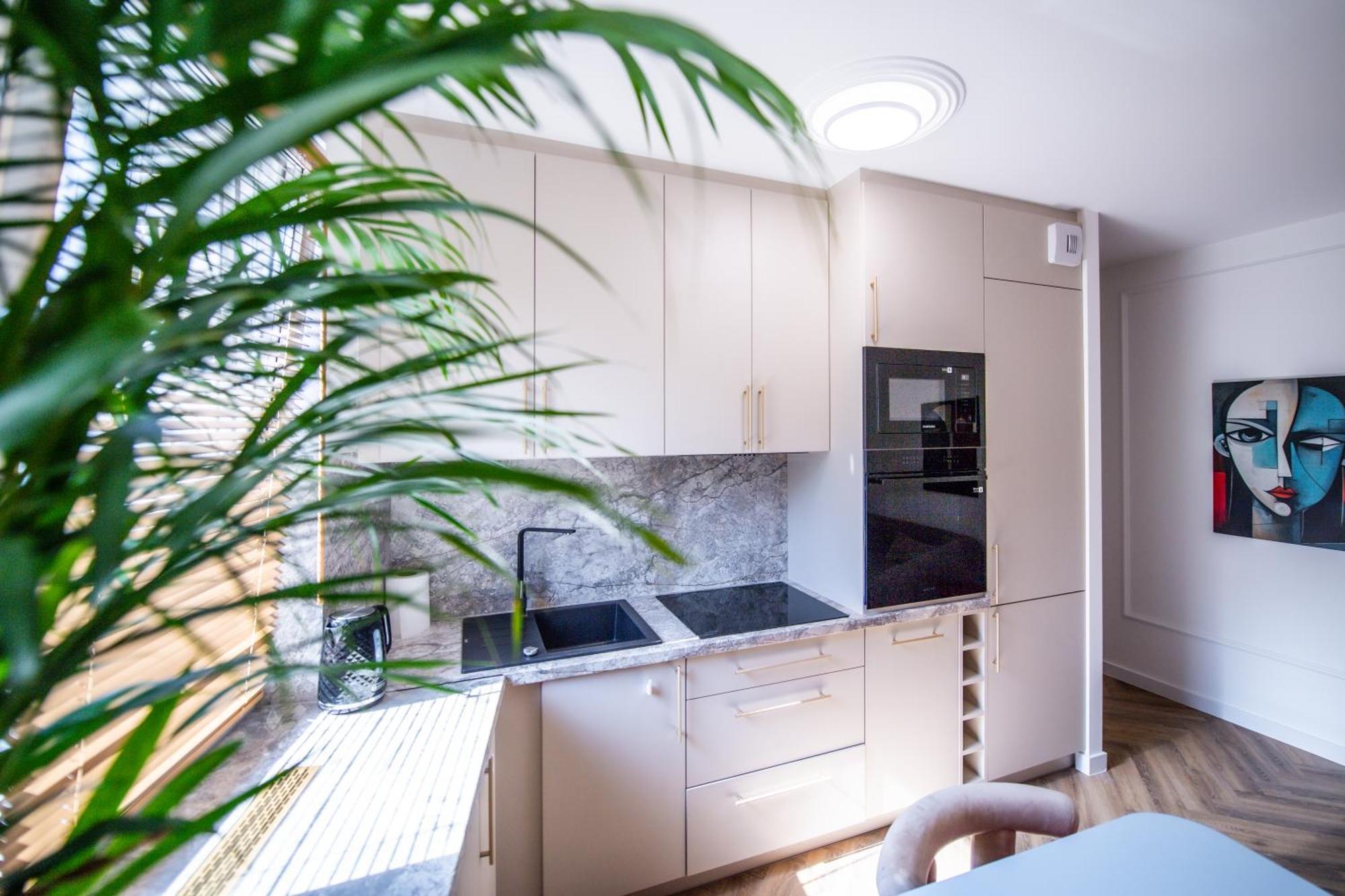 Apartament Mikolowska Z Balkonem Гливице Екстериор снимка