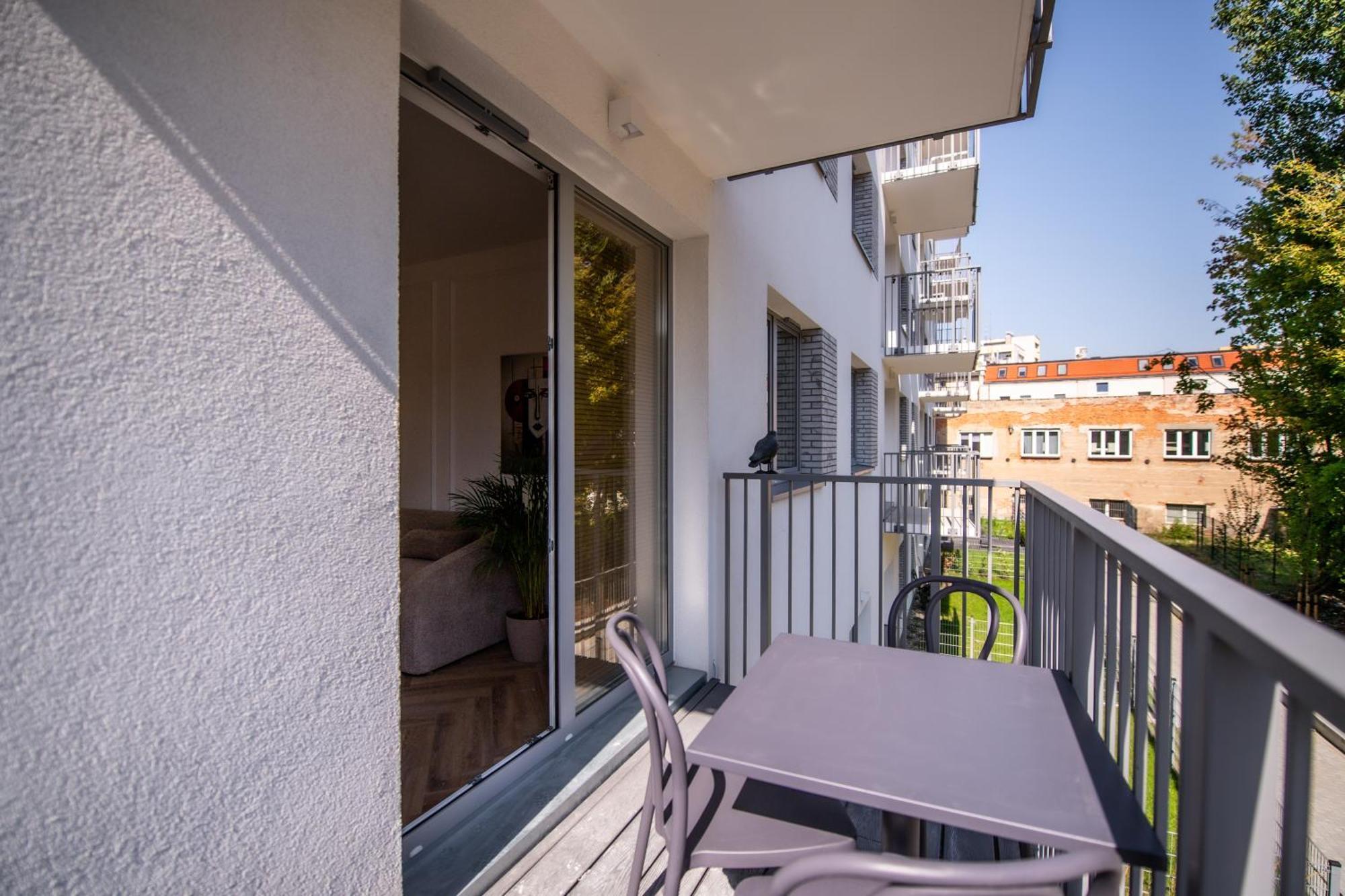 Apartament Mikolowska Z Balkonem Гливице Екстериор снимка